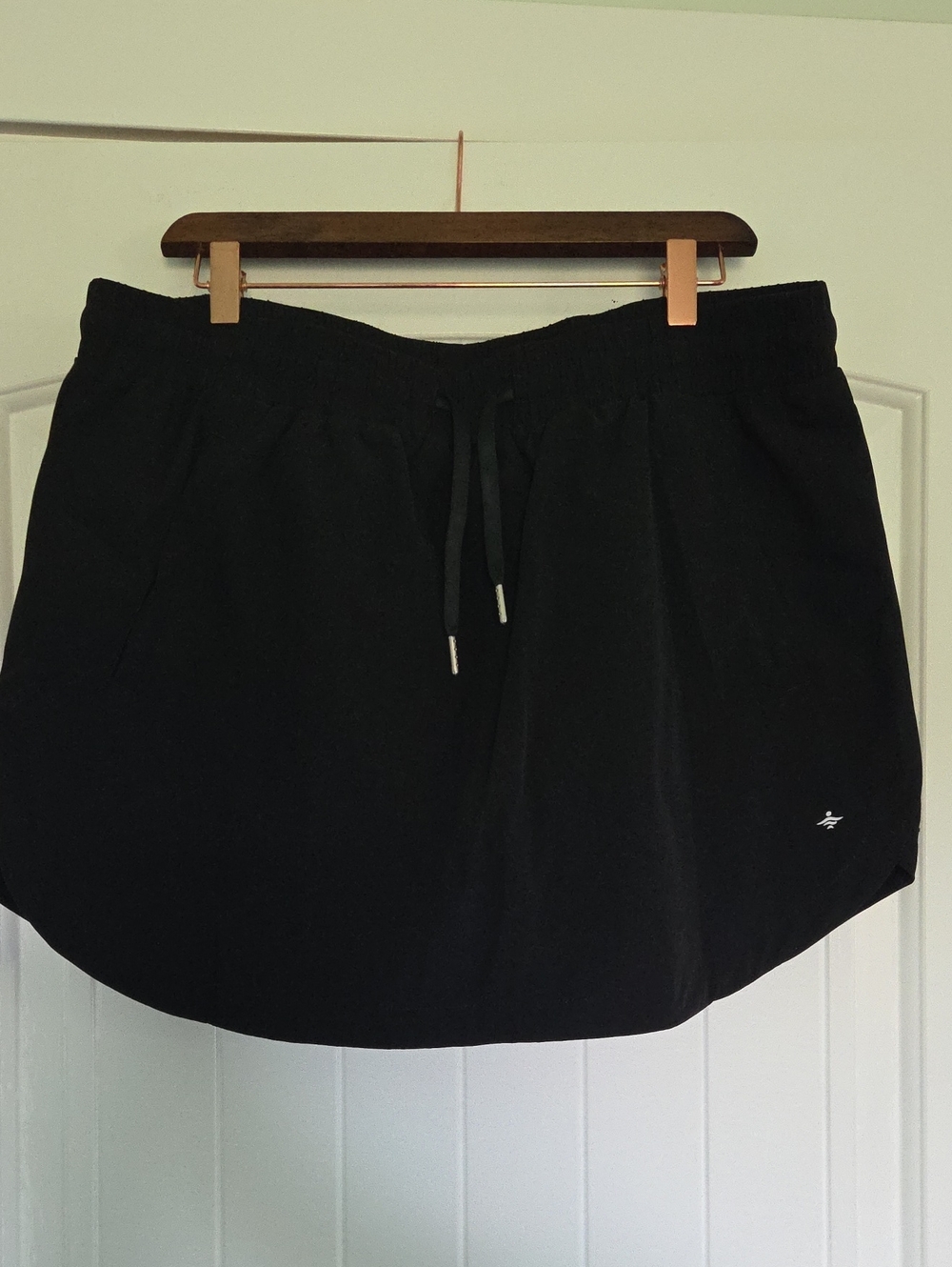 HALARA Black Athletic Skort with Drawstring Waist